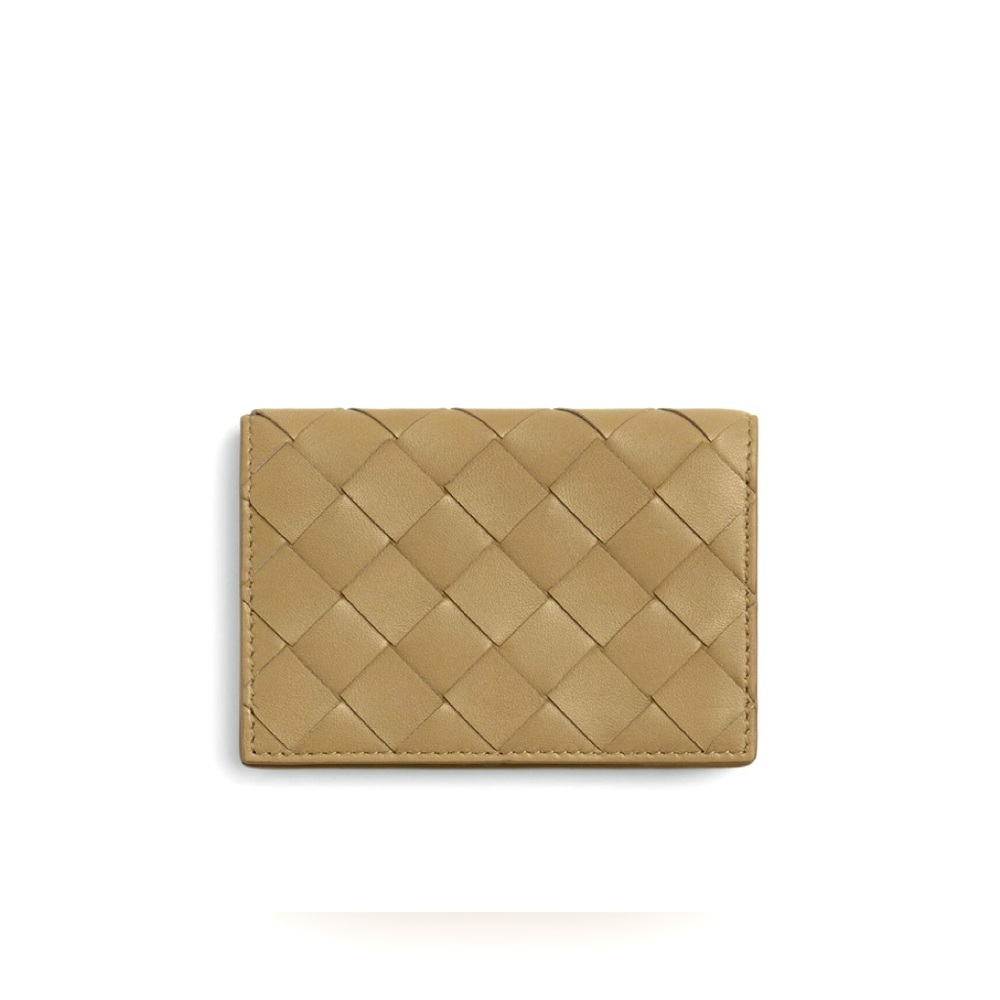 BOTTEGA VENETA
CARD HOLDER
LIGHT OLIVE